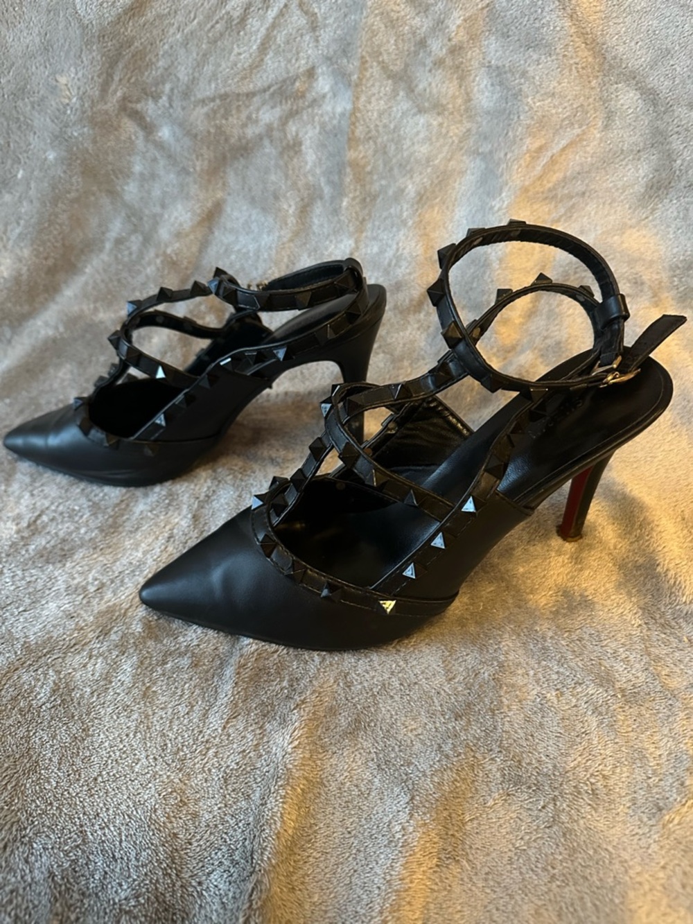 Black Studded Hardware Details Heel Pumps with ankle strap - Picture 2 of 5